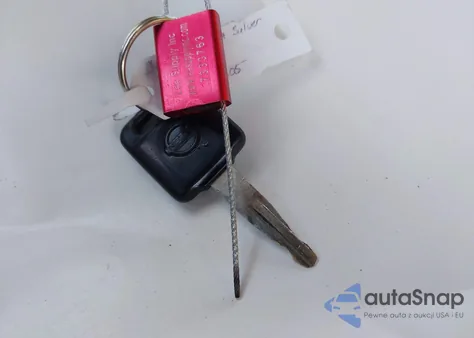 2004 Nissan Xterra Xe z USA, uszkodzony, nr VIN 5N1ED28Y94C662305